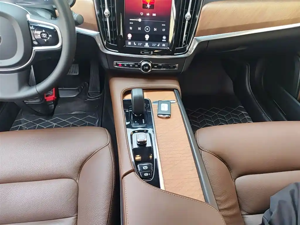 Volvo S90 2024 — фото 14