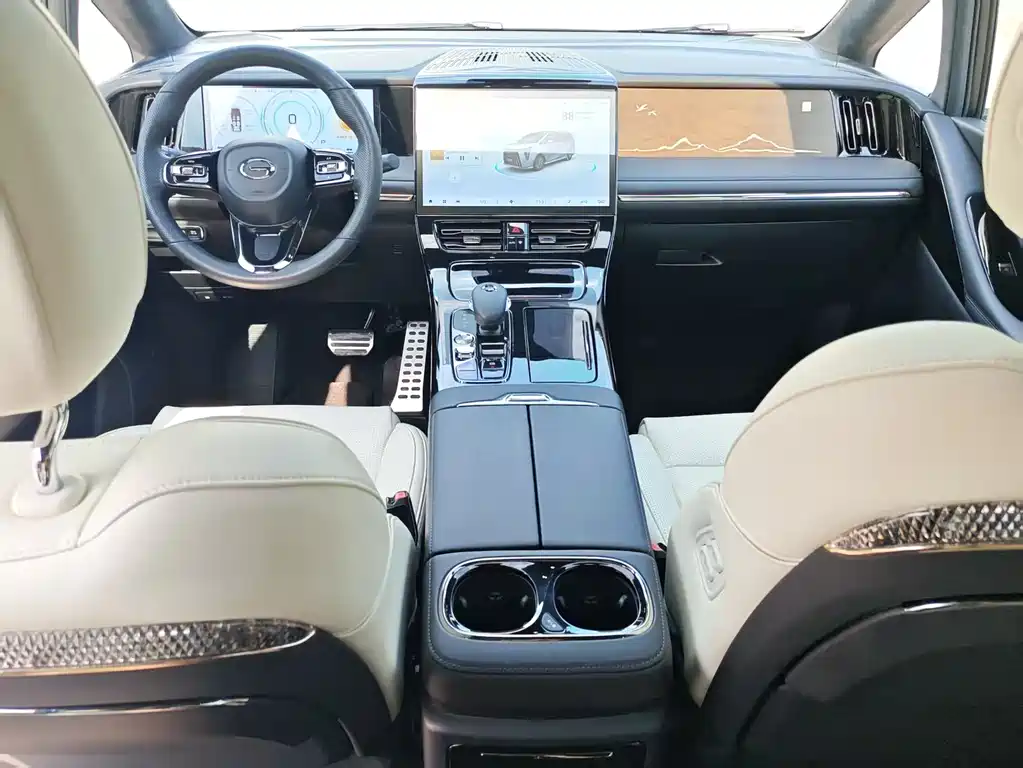 GAC Motor Trumpchi M8 2023 — фото 14