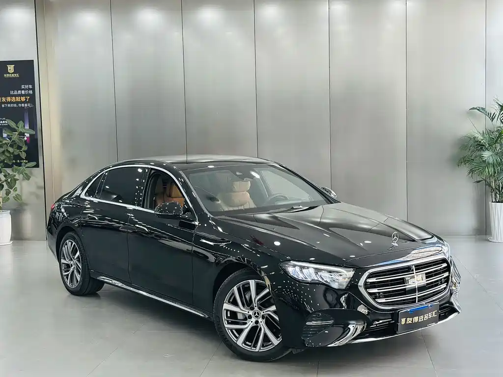Mercedes-Benz E-Class 2025