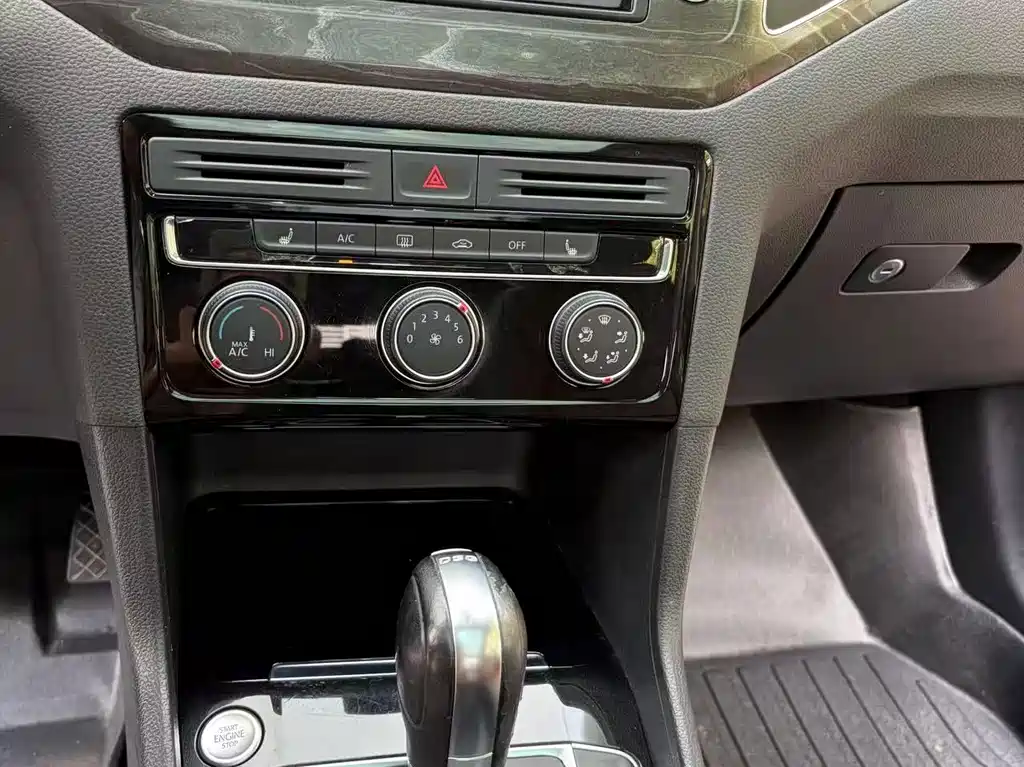 Volkswagen Golf Jialu 2016 — фото 16