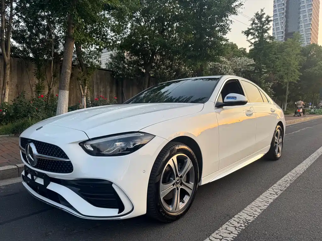 Mercedes-Benz C-Class 2022 — фото 1