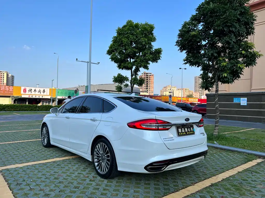 Ford Mondeo 2018 — фото 4