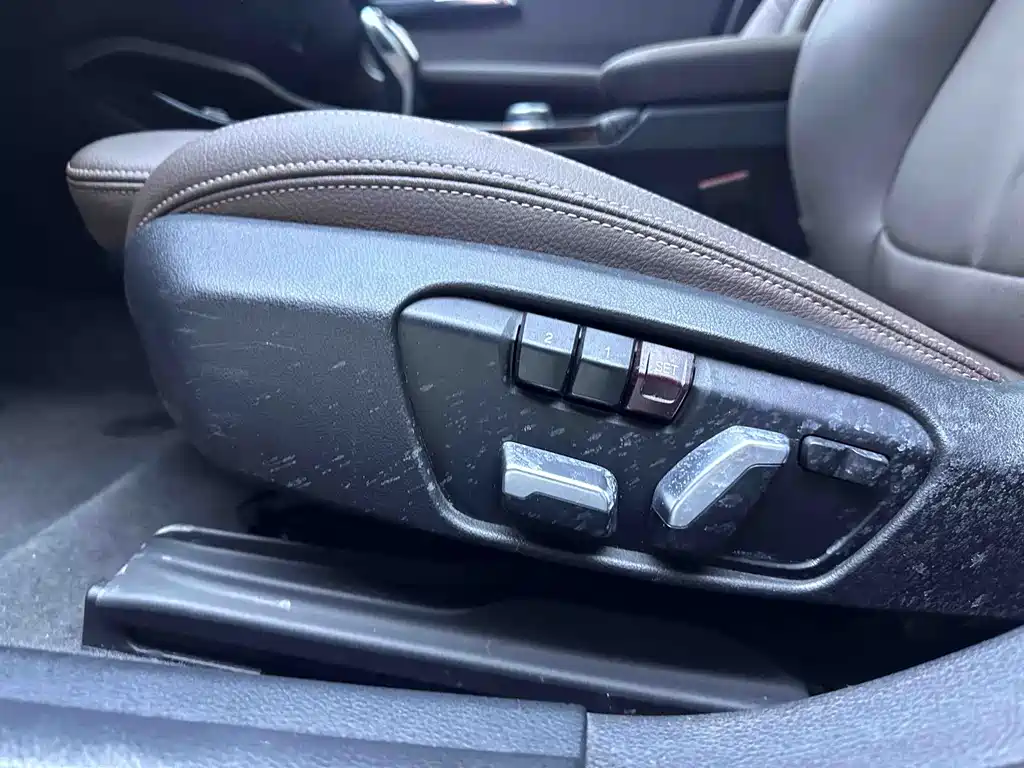 BMW 1 Series 2021 — фото 16