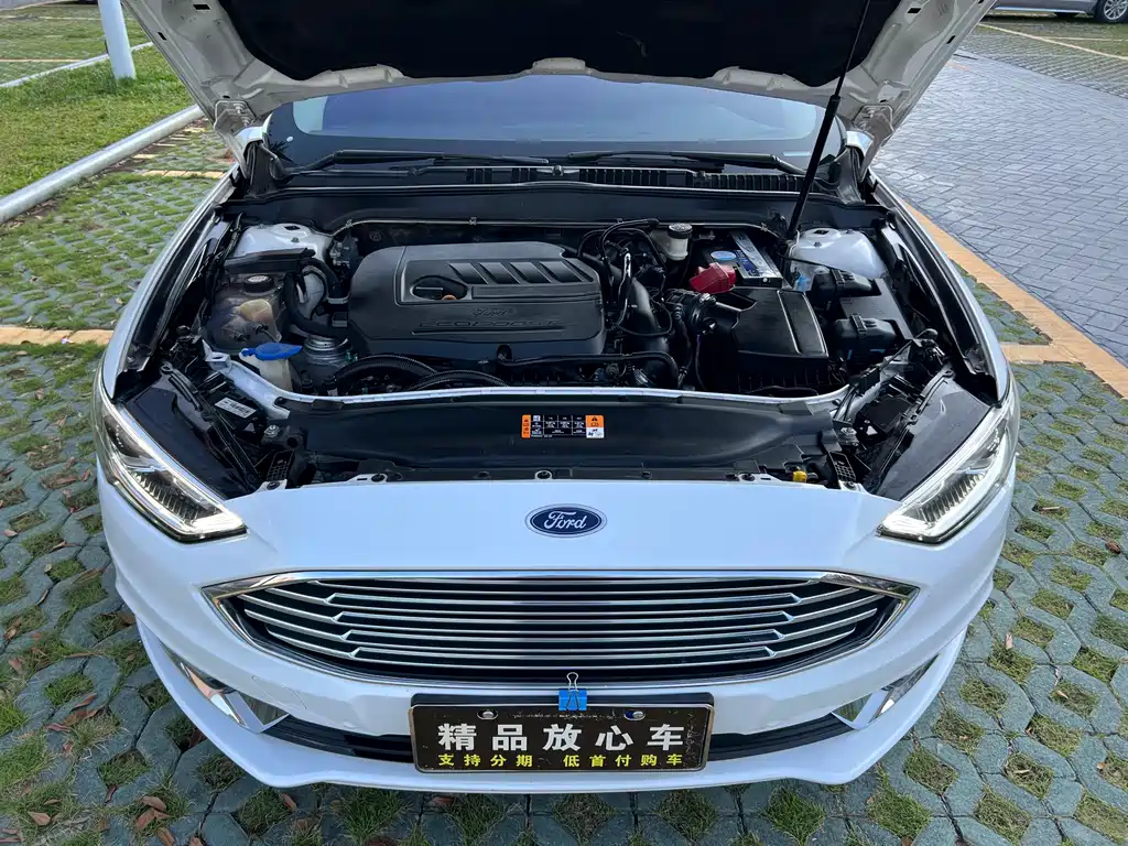 Ford Mondeo 2018 — фото 10