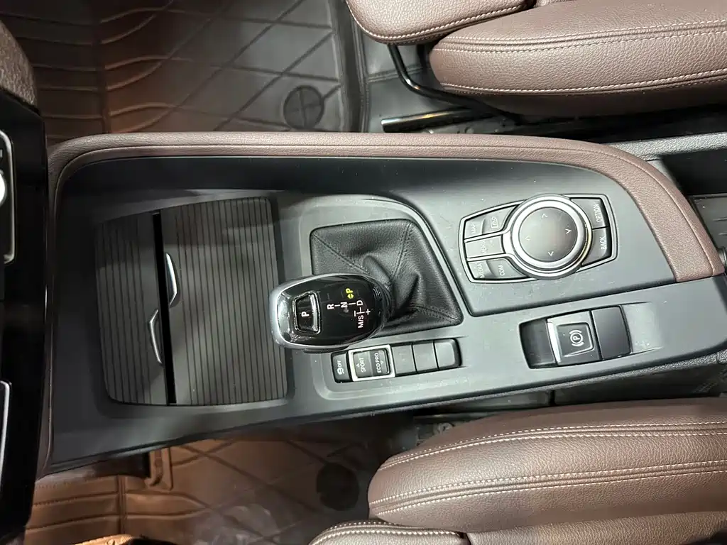 BMW X1 2021 — фото 12
