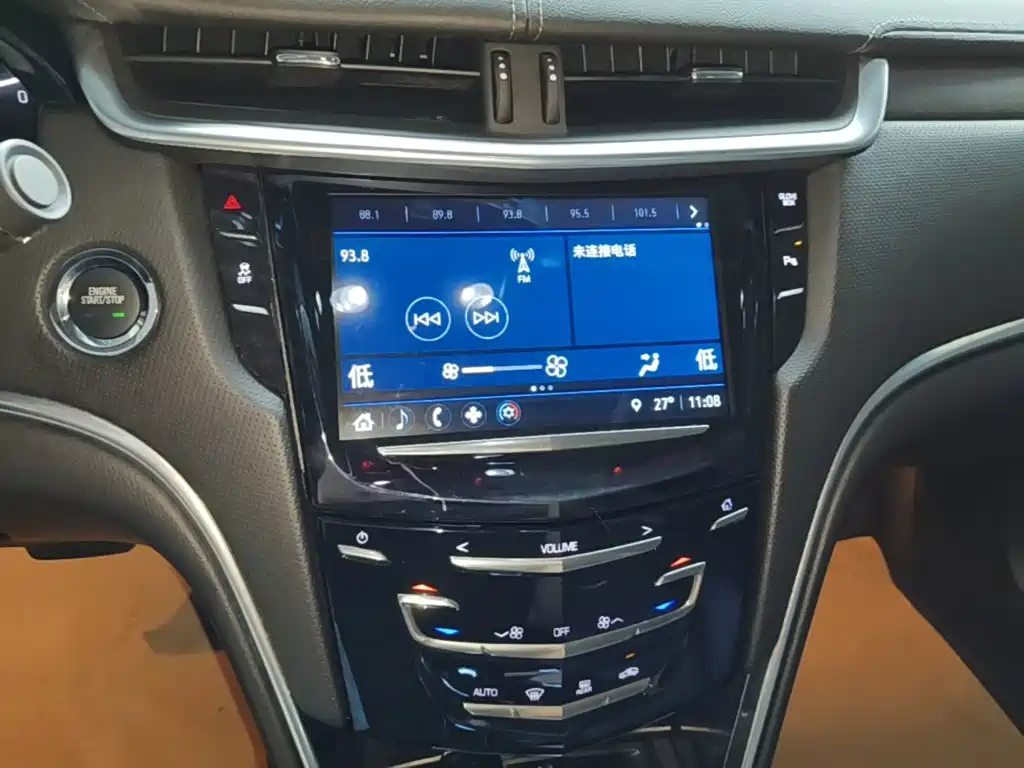 Cadillac XTS 2018 — фото 13