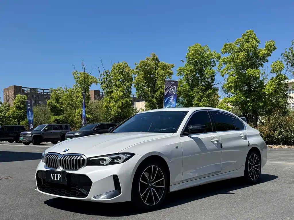 BMW 3 Series 2023