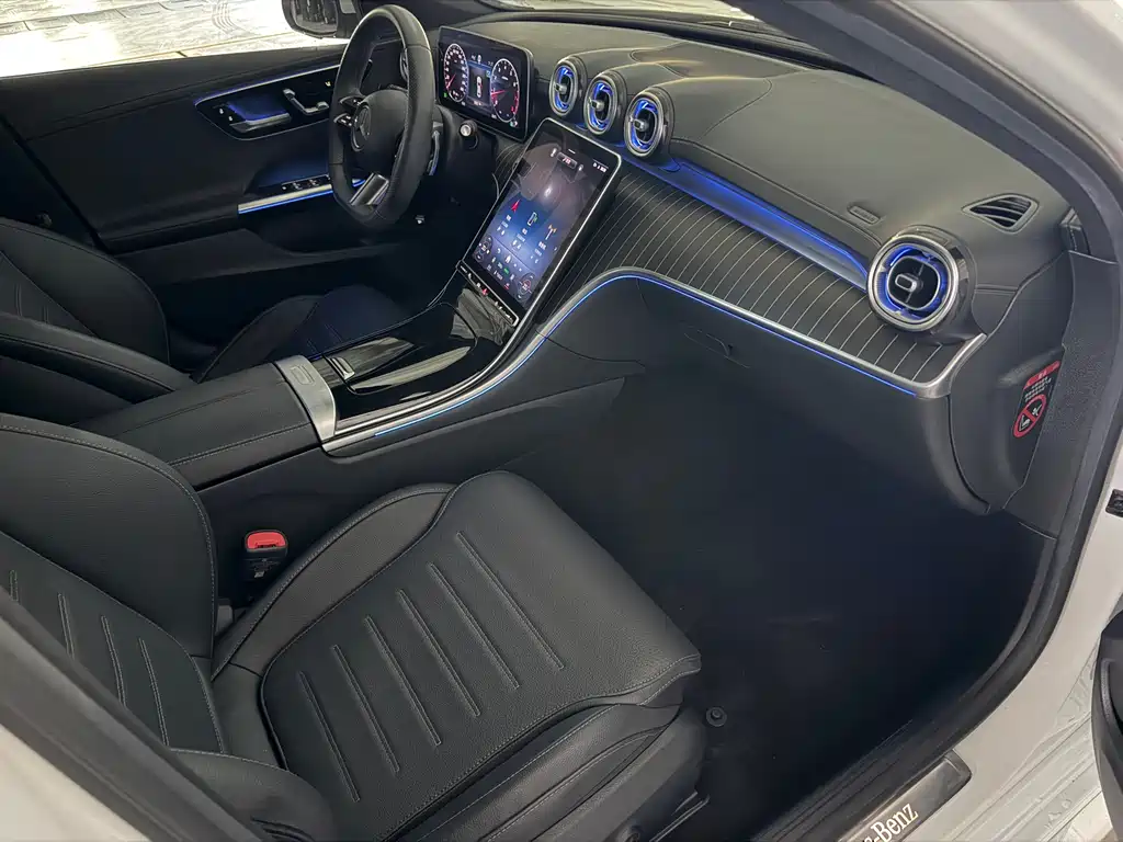 Mercedes-Benz C-Class 2023