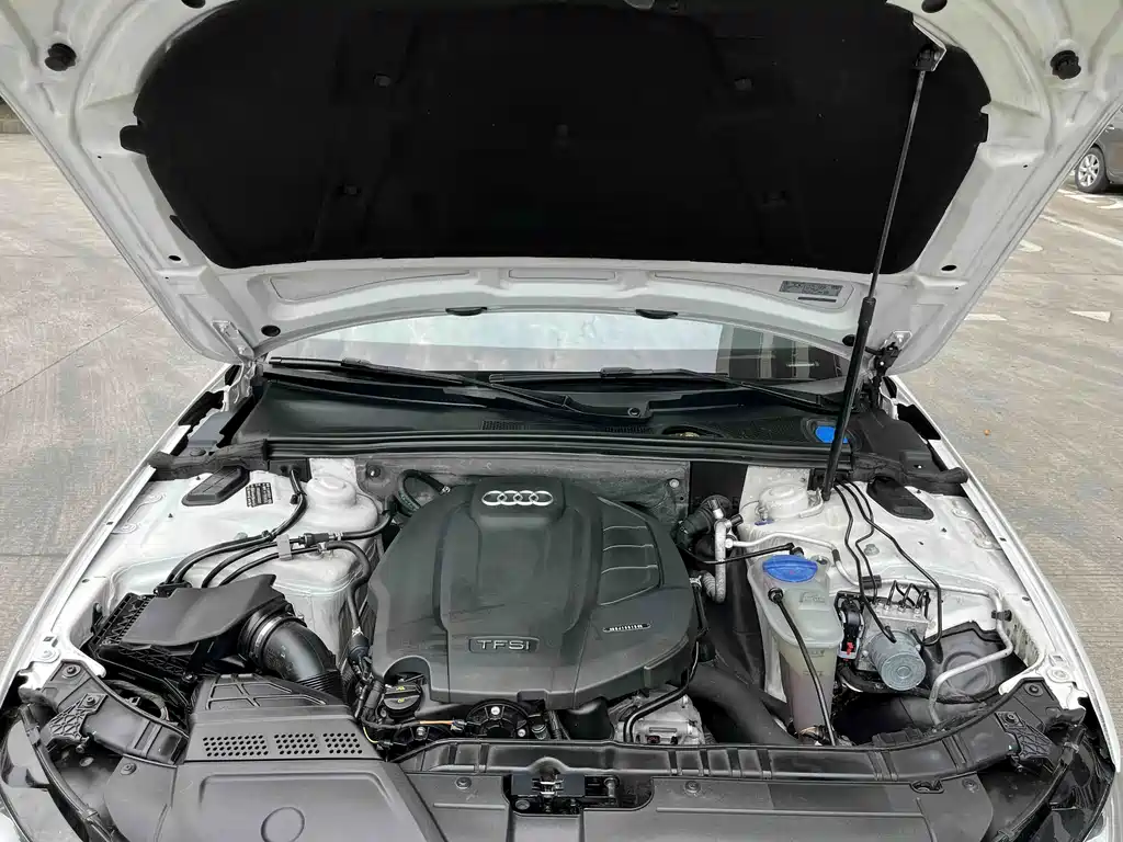 Audi A4L 2016