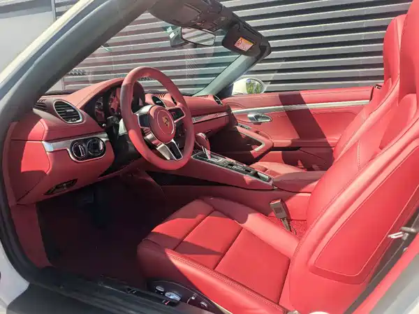 Porsche 718 2024