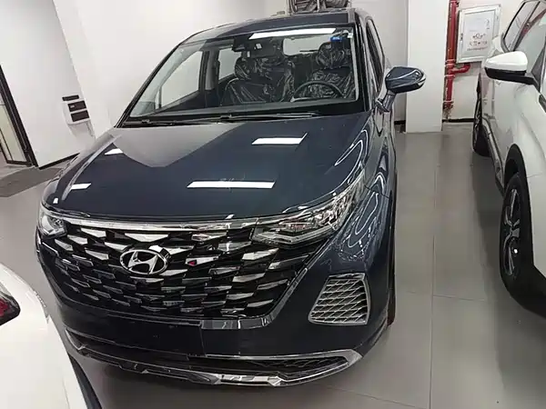 Hyundai Custin 2024