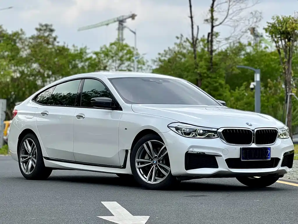 BMW 6 Series GT 2020 — фото 7