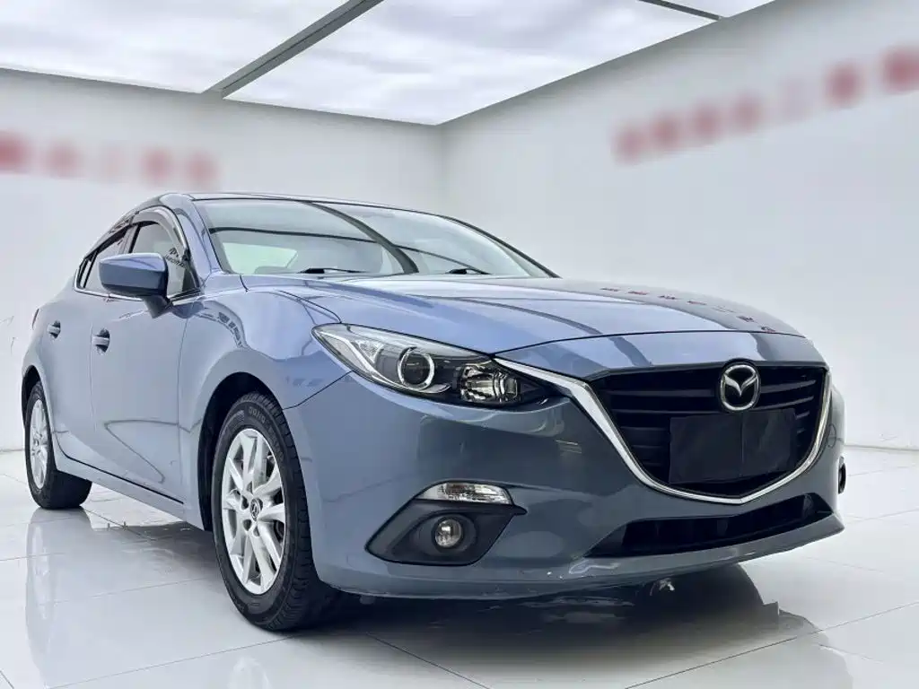 Mazda 3 Axela 2015 — фото 25