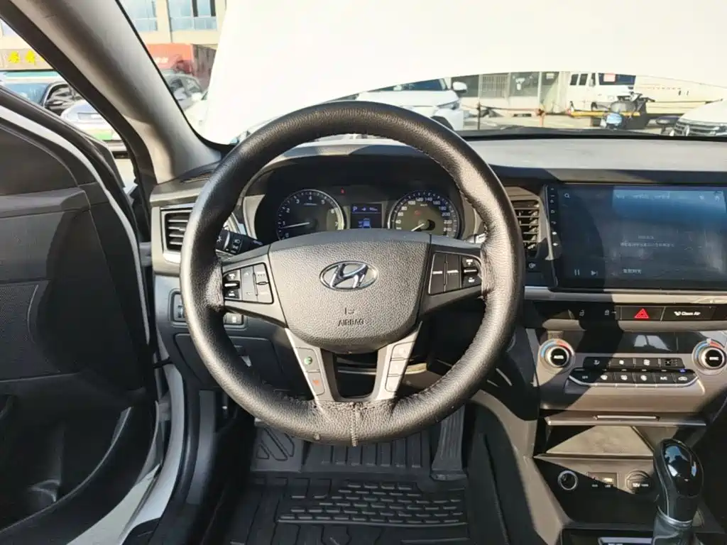 Hyundai Mistra 2019 — фото 11