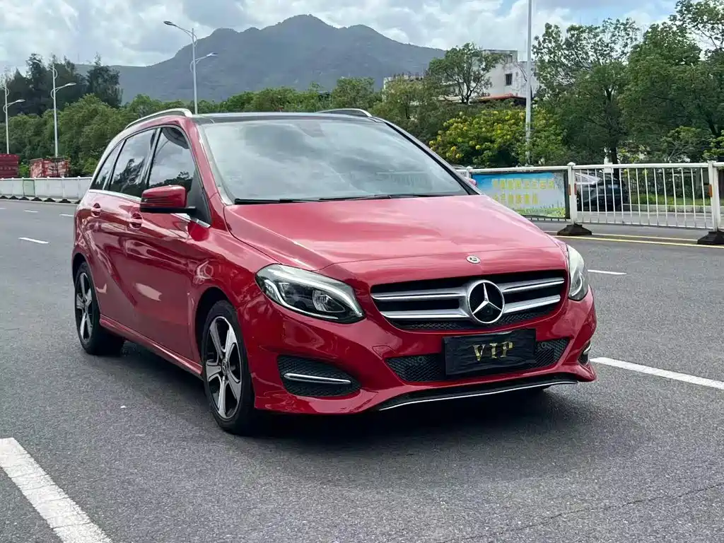 Mercedes-Benz B-Class 2017 — фото 3