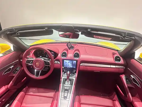 Porsche 718 2022