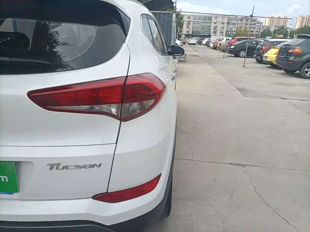 Hyundai Tucson 2016 — фото 8