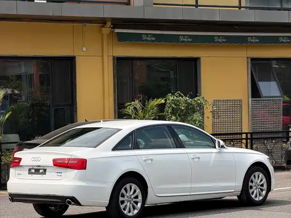 Audi A6L 2014