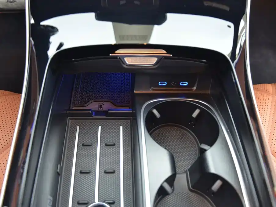 Mercedes-Benz Maybach S-Class 2025 — фото 10