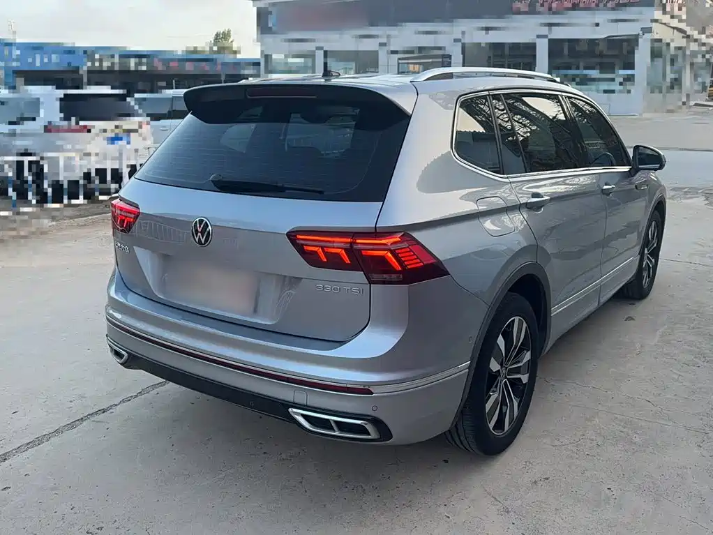 Volkswagen Tiguan L 2022