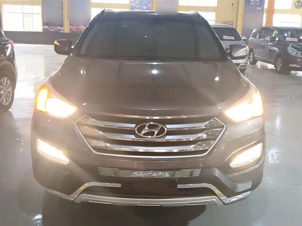 Hyundai Santa Fe 2016 — фото 3