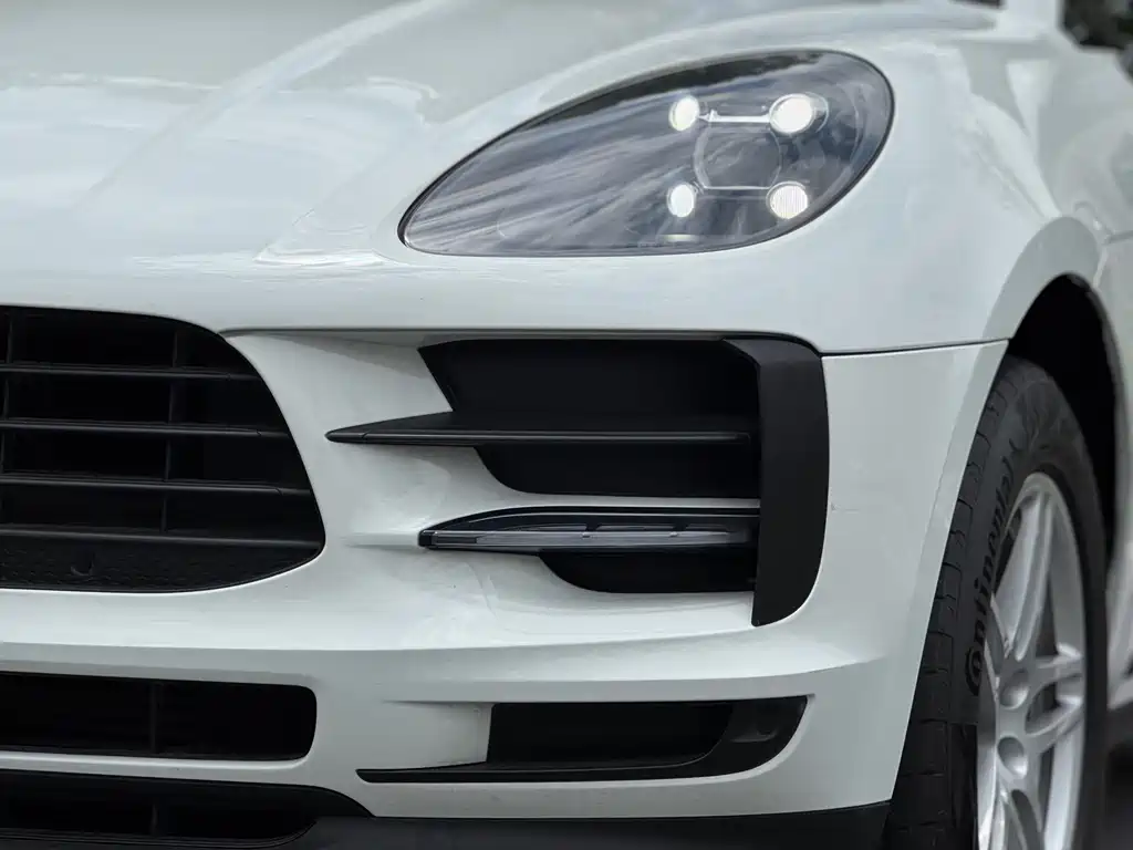 Porsche Macan 2019 — фото 16