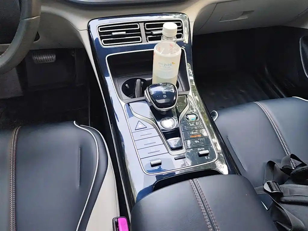 BYD Qin PLUS 2022 — фото 14