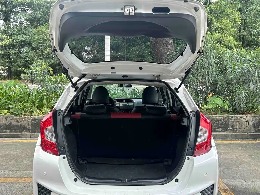 Honda Fit 2015 — фото 11
