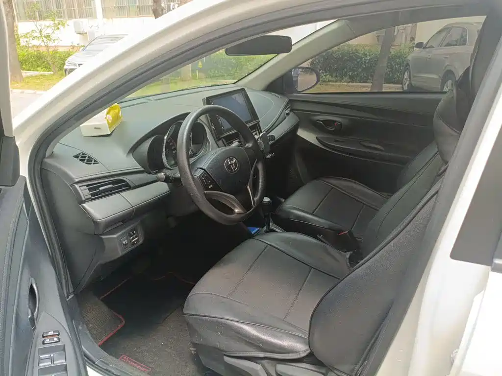 Toyota Vios 2023 — фото 12