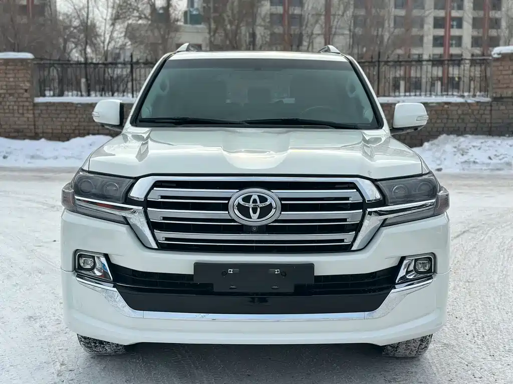 Toyota Land Cruiser 2014 — фото 2
