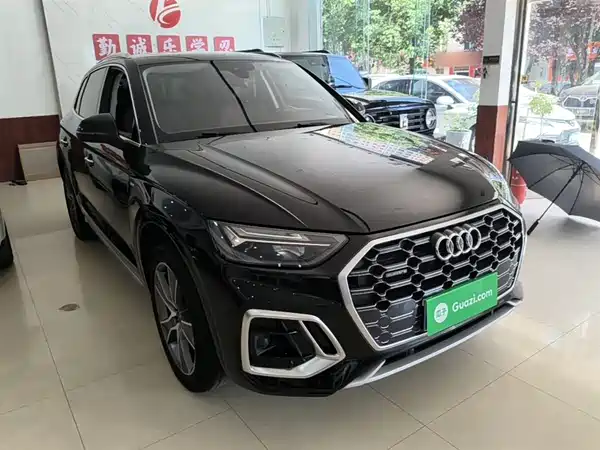 Audi Q5L 2022