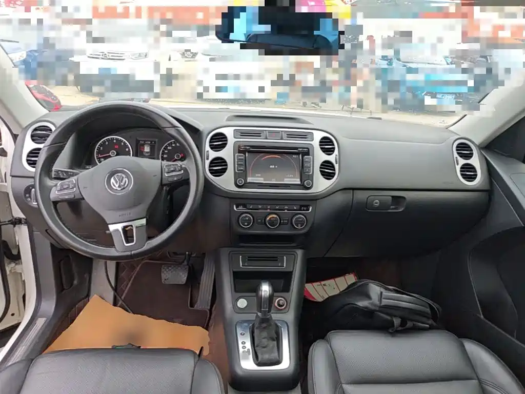 Volkswagen Tiguan 2016 — фото 10