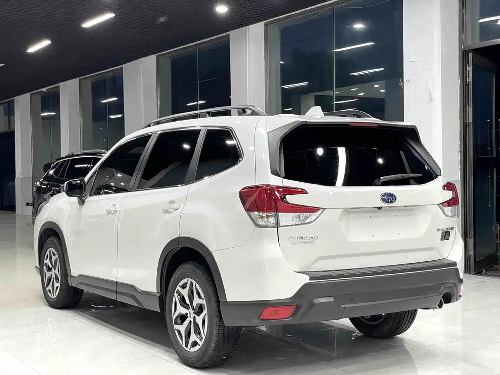 Subaru Forester 2022