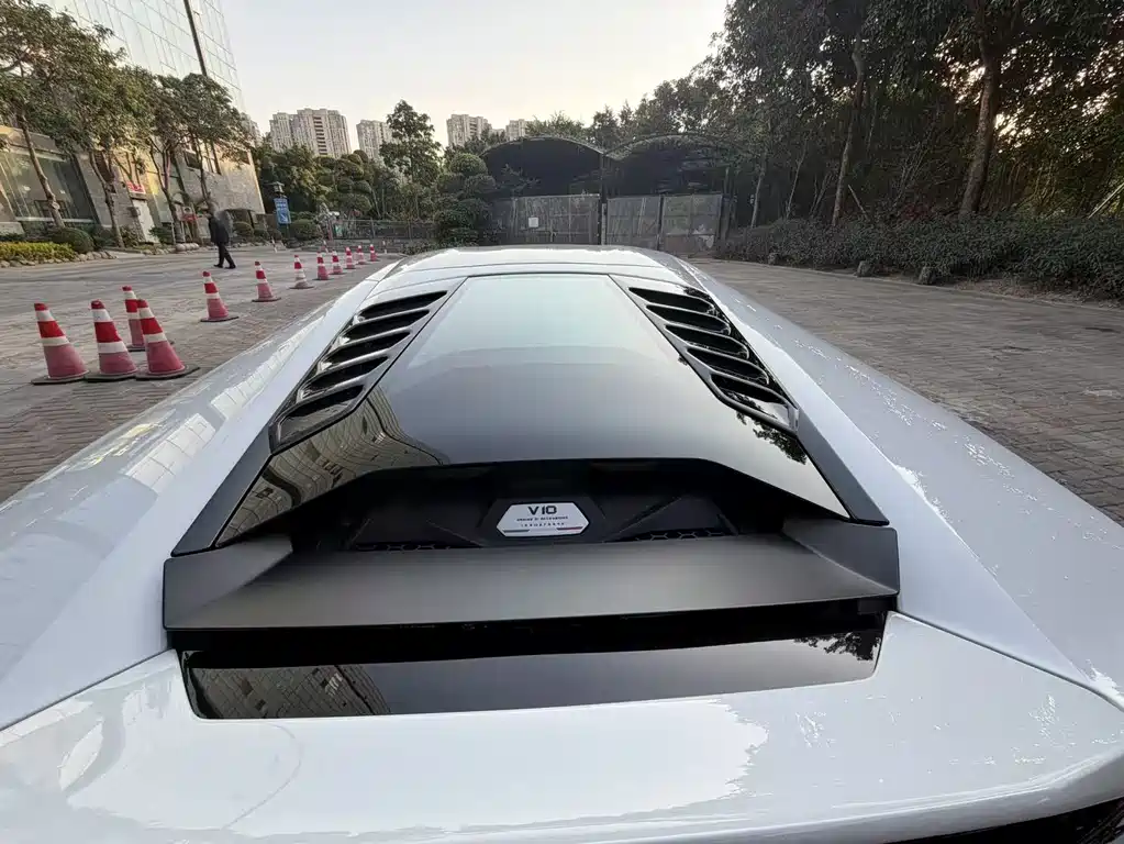 Lamborghini Huracán 2021 — фото 12