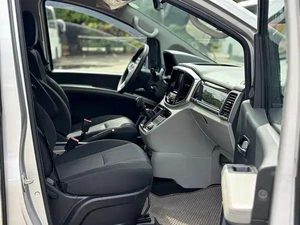 JAC Ruifeng M4 2017