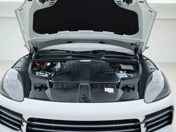 Porsche Cayenne New Energy 2023