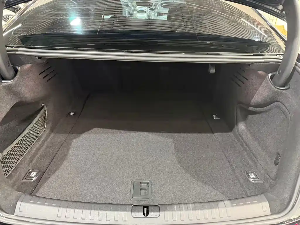 Audi A6L 2023 — фото 15