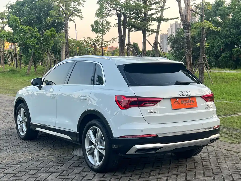 Audi Q3 2022 — фото 14