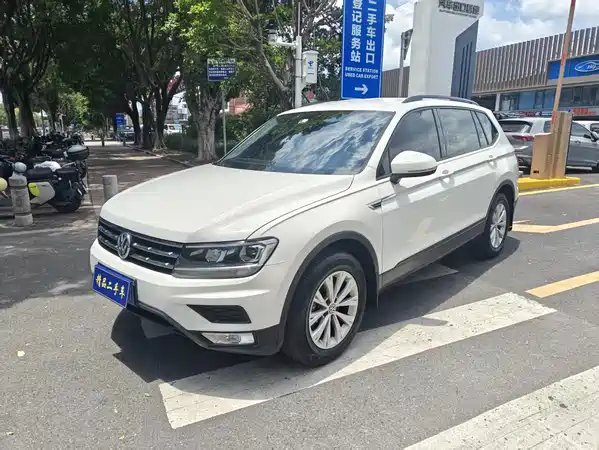 Volkswagen Tiguan L 2019