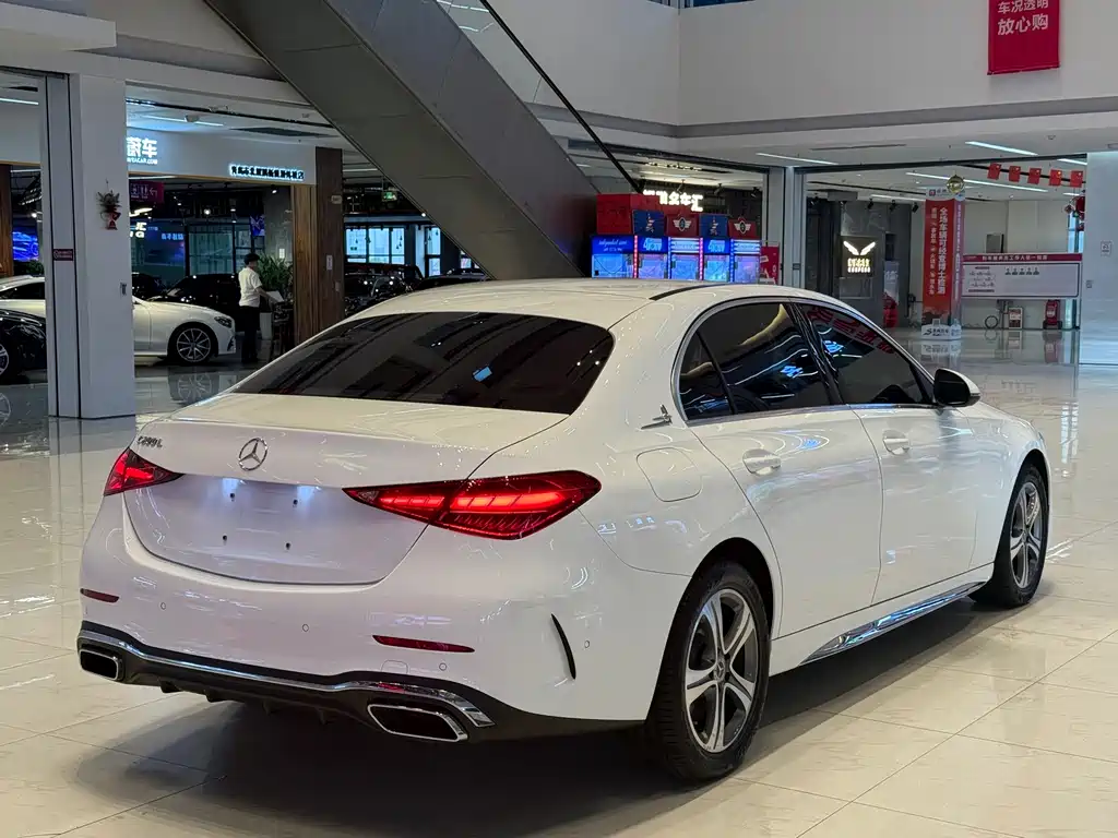 Mercedes-Benz C-Class 2022