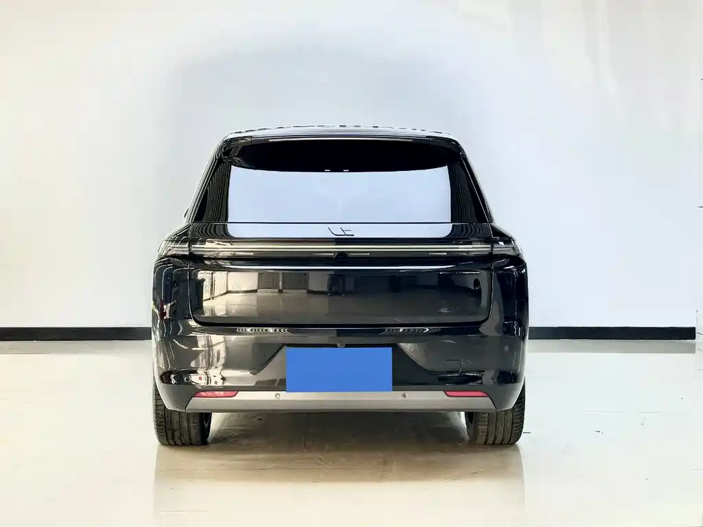 Li Auto Li L8 2024