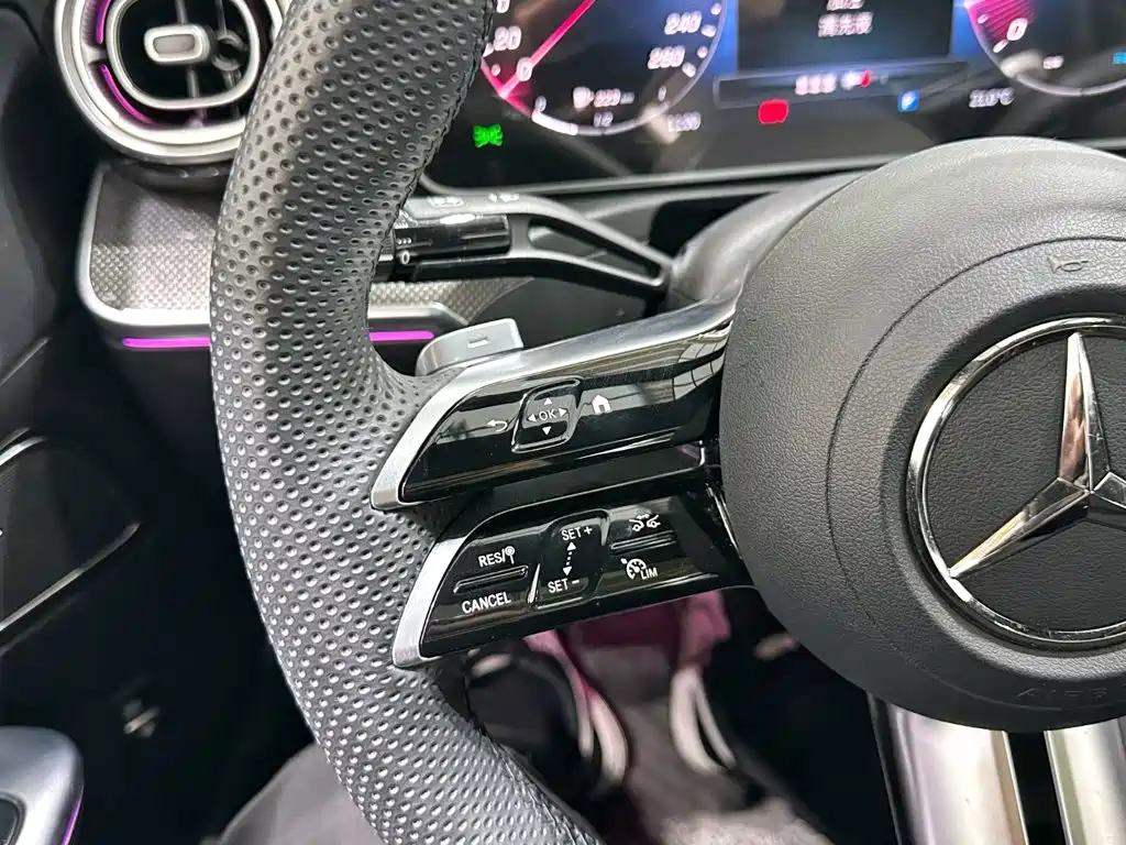 Mercedes-Benz C-Class 2024 — фото 15