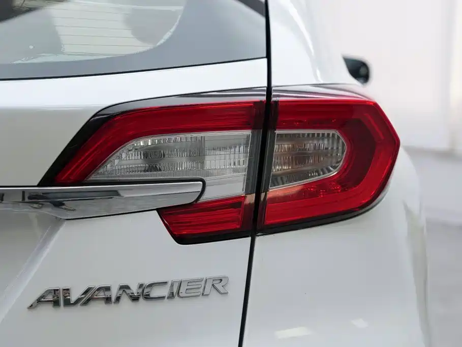 Honda Avancier 2018 — фото 15