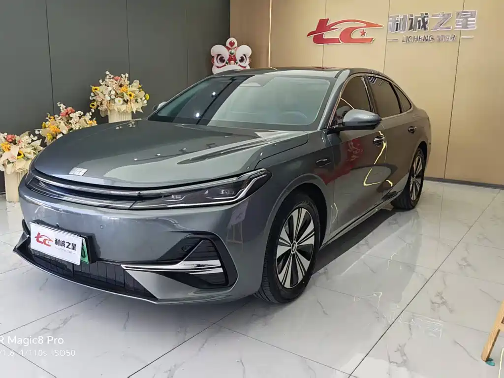 Geely Galaxy A7 EM 2026 — фото 3