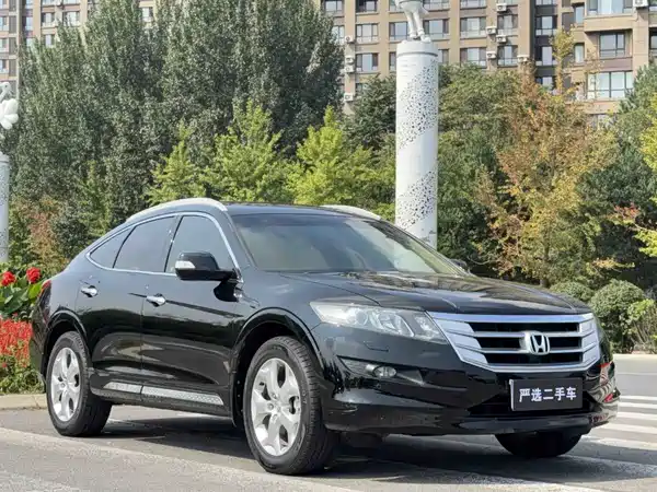 Honda Crosstour 2016