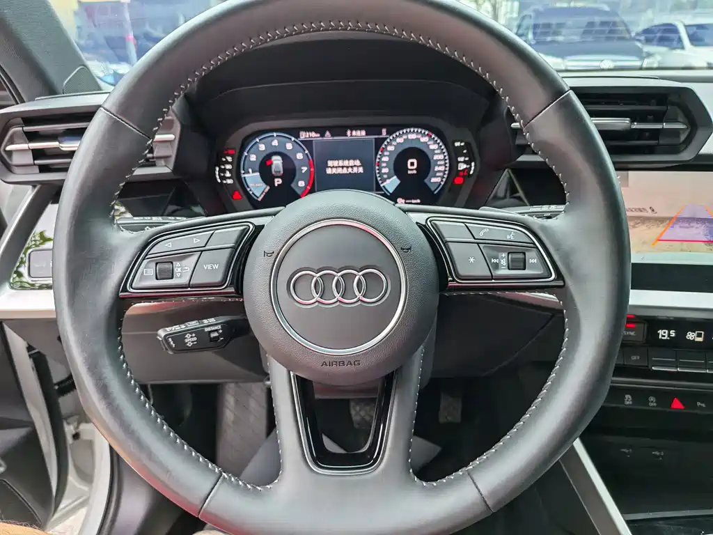 Audi A3 2022 — фото 19