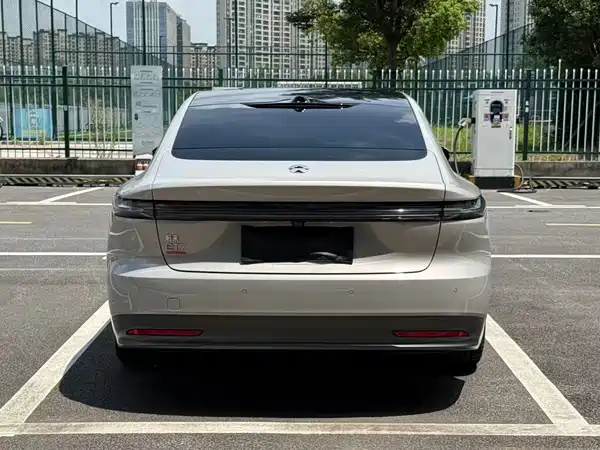 NIO ET7 2023
