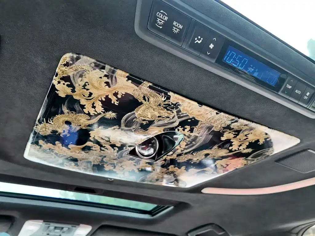 Toyota Alphard 2018 — фото 9