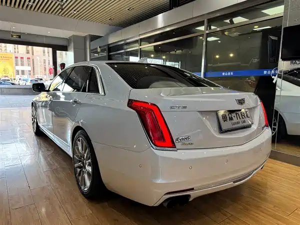Cadillac CT6 2016