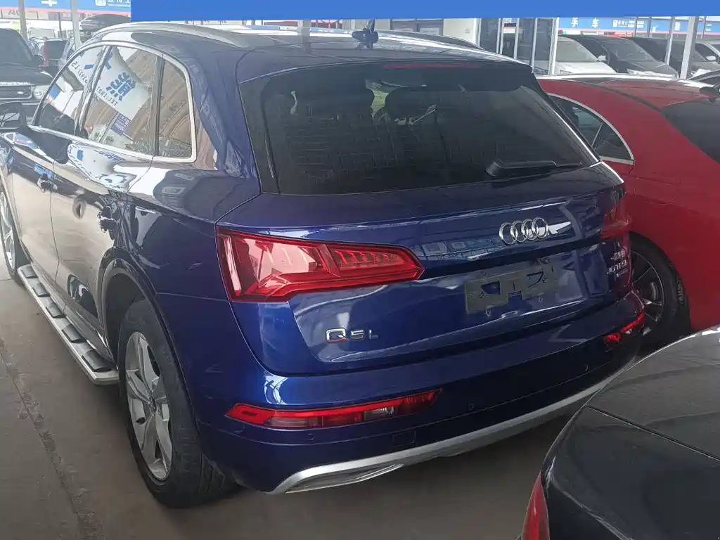 Audi Q5L 2019 — фото 14